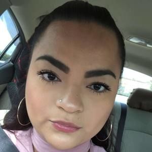 Meet your Posher, Aniuska